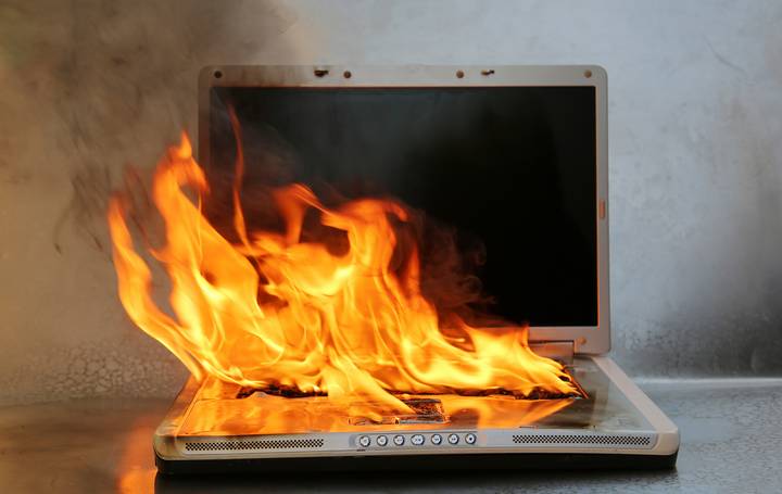 Nguyên nhân và cách xử lý máy tính, laptop bị nóng tự tắt thành công 100%