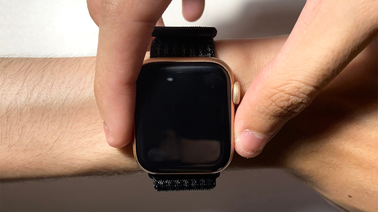Nguyên nhân và cách khắc phục Apple Watch sạc không lên nguồn từ A- Z